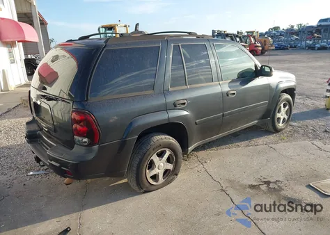 2006 Chevrolet Trailblazer Ls from USA, damaged, VIN 1GNDS13S562104244